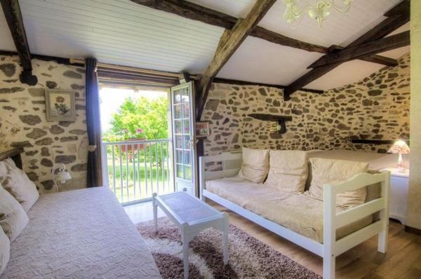 L'Oustal Chambres Et Tables D'Hotes Sonnac  Εξωτερικό φωτογραφία