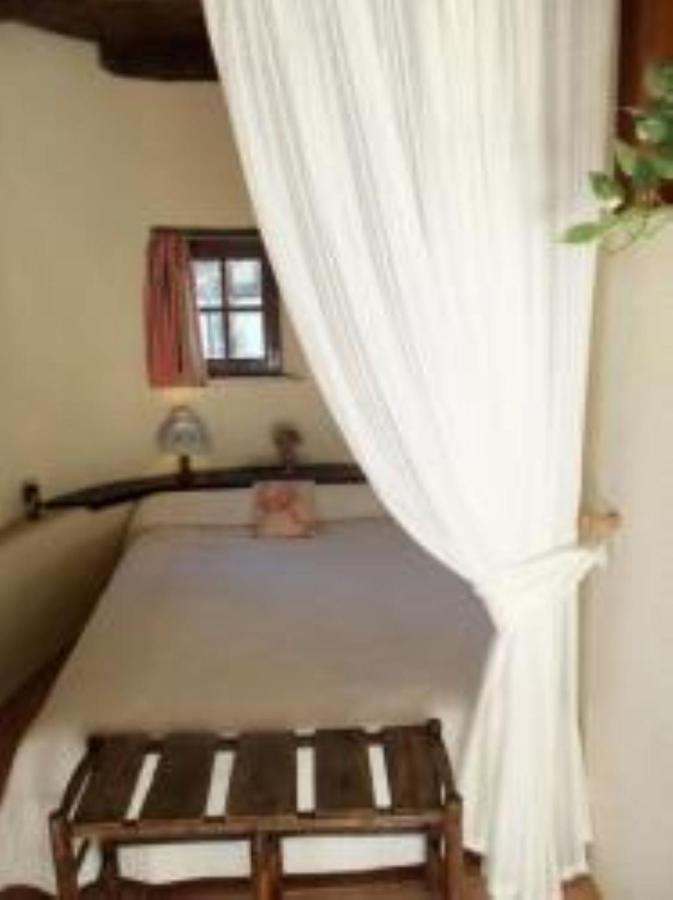L'Oustal Chambres Et Tables D'Hotes Sonnac  Εξωτερικό φωτογραφία